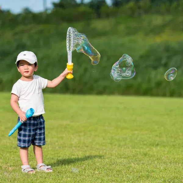 Uncle Bubble Sparkling Fantasy Bubble Making Sword with Sheath and Bubble Liquid alternate