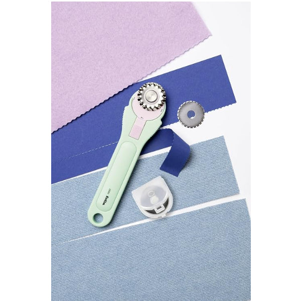 Folia Rotary Cutter With 3 Spare Blades For Crafts alternate
