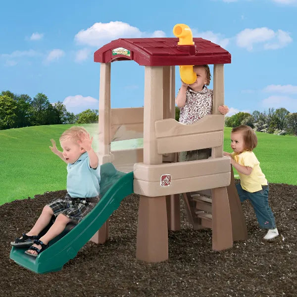 بيت الشجرة والزلاقة الخارجي للأطفال Naturally Playful Lookout Treehouse من Step2 alternate
