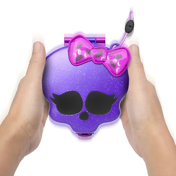 Polly Pocket Monster High Playset with 3 Micro Dolls and Accessories alternate